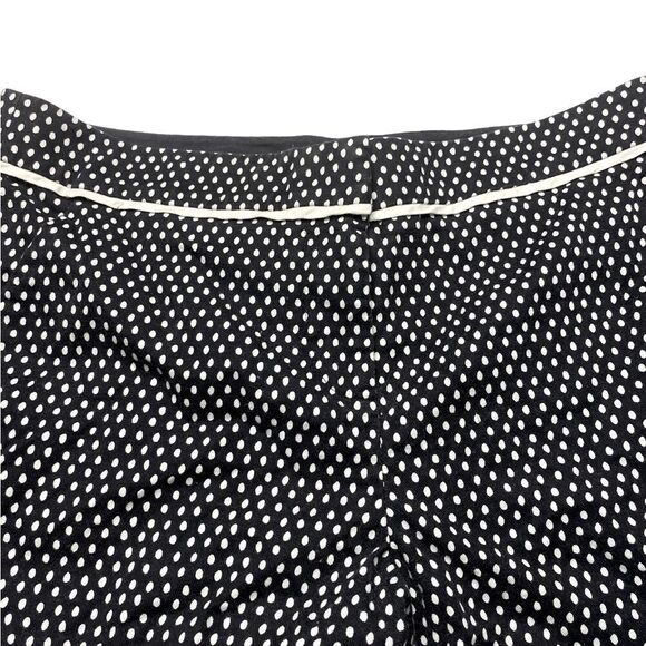 A/X Armani Exchange Wm’s Sz 4 Black White Polka Dot Dress Casual Shorts - Picture 2 of 4